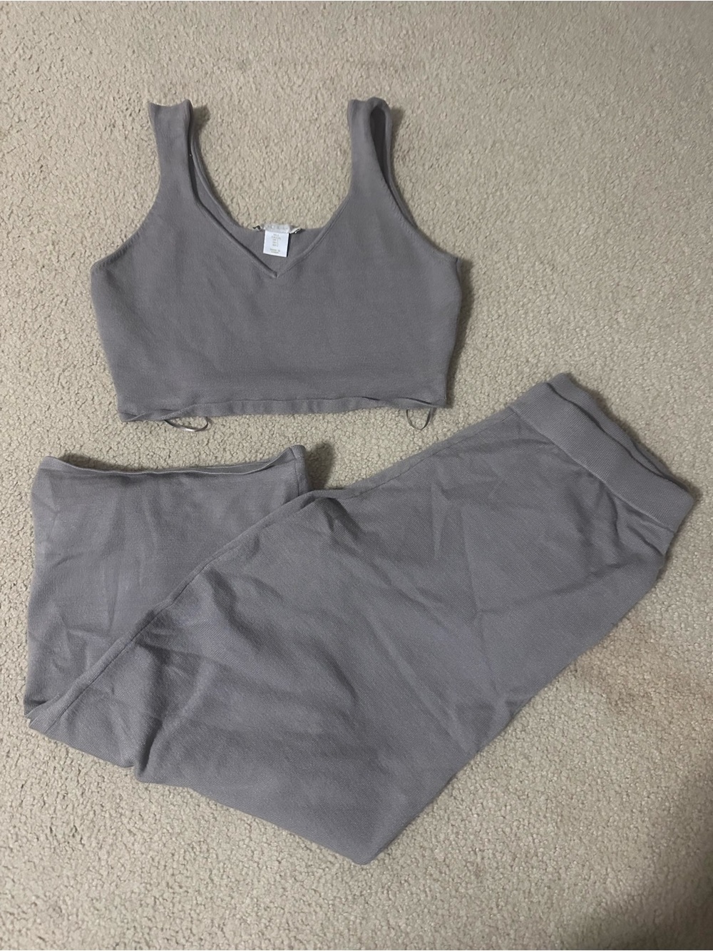 House Of Harlow Soft Knit V-Neck Crop Tank and Lounge Pants Set - Gray